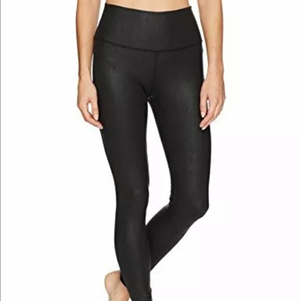 ALO PERFORMANCE “LEATHER” HighWaisted Legging Bl
